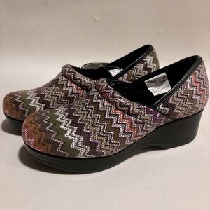 Nursing Clog! Brand new with tags still on.